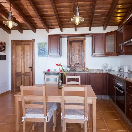 Casa Romantica Con Piscina Climatizada, Wi-fi Y Vistas Al Mar En Icod De Vinos - Es-279-2 Villa *
